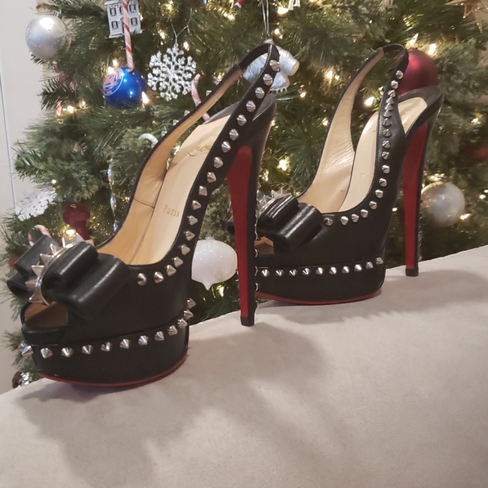 Christian louboutin lady cloud spikes